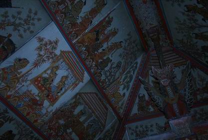 Lukisan wayang di langit-langit bangunan