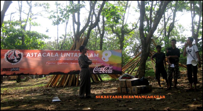 Sambutan dari Sekretaris Kantor Desa Mancahagar