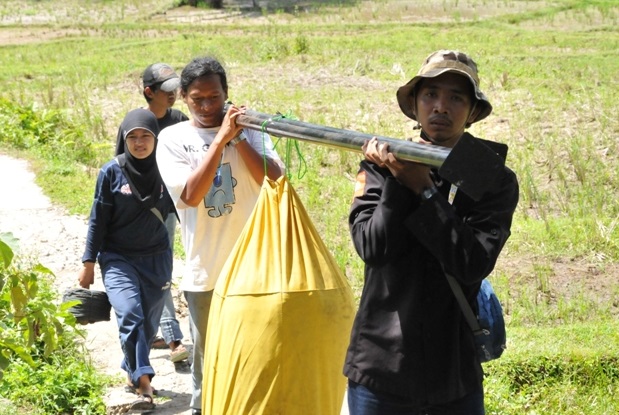 Kegiatan pendistribusian logistik