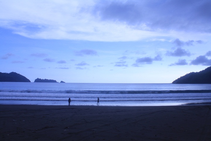 Pagi di Taman Nasional Meru Betiri