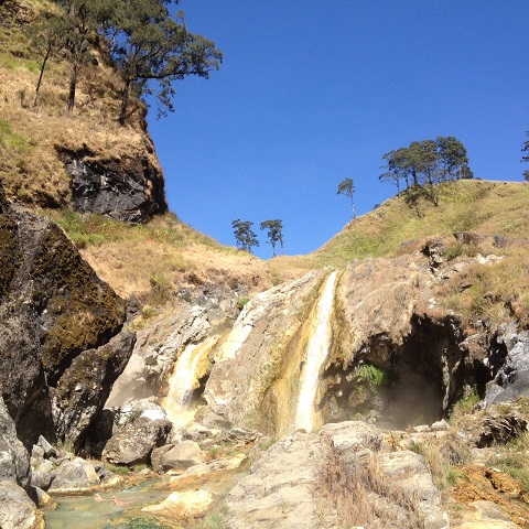 Berendam air hangat